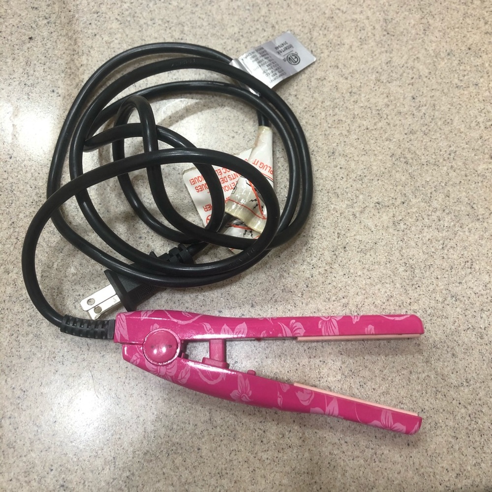 🌿 Mini Flat Iron Hair Straightener